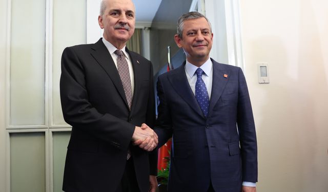 Numan Kurtulmuş Özgür Özel'i ziyaret etti
