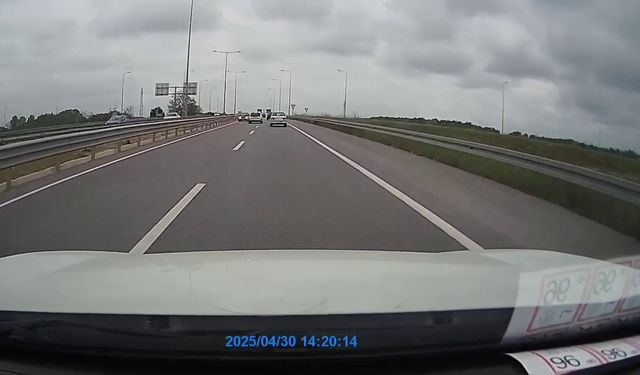 Otomobiliyle ters yönde girdi