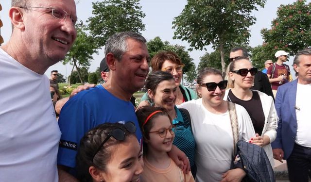 Özgür Özel Kadıköy'deki Halk Koşusu'nda