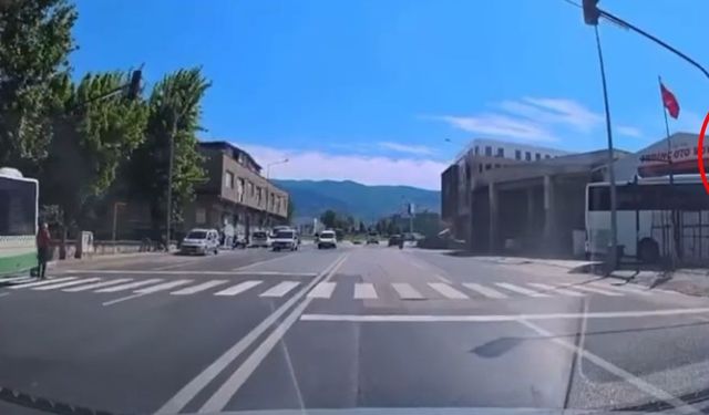 Trafikte minibüsüyle korku saçtı