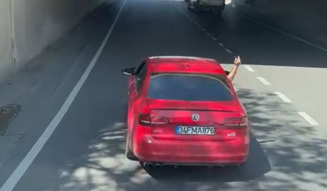 Trafikte Tartıştığı TIR Şoförüne Sandalyeyle Saldırdı