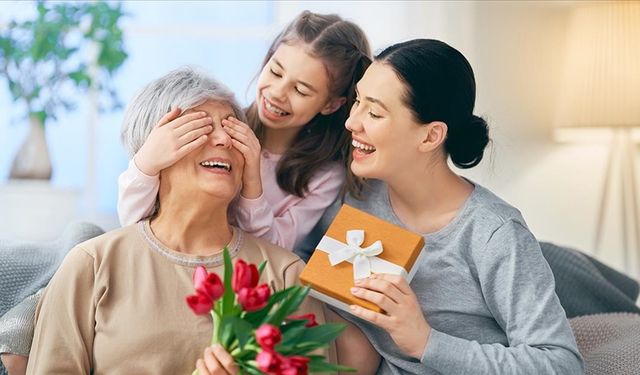 Anneler Günü Ne Zaman? İşte 2025 Anneler Günü Tarihi ve Hikayesi