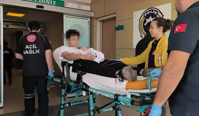 Arkadaşıyla şakalaşırken bıçaklandı