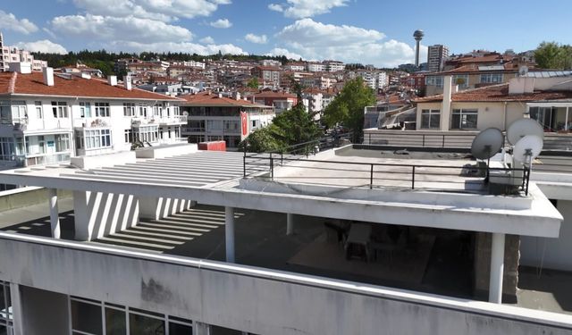 Cinnah 19 Apartmanı'nın mimari yapısı görenleri büyülüyor!