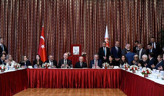 Devlet Bahçeli'den DEM Parti'ye taziye ziyareti