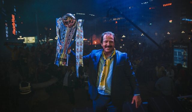 Ankaragücü'nde Mehmet Yiğiner'e onursal başkan unvanı