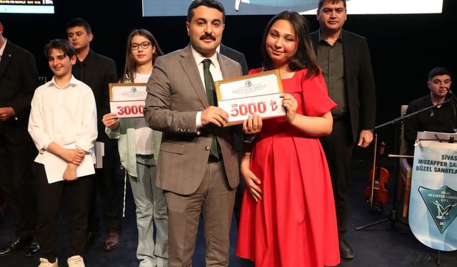 Yarışma birincisi ödülünü LÖSEV'e bağışladı