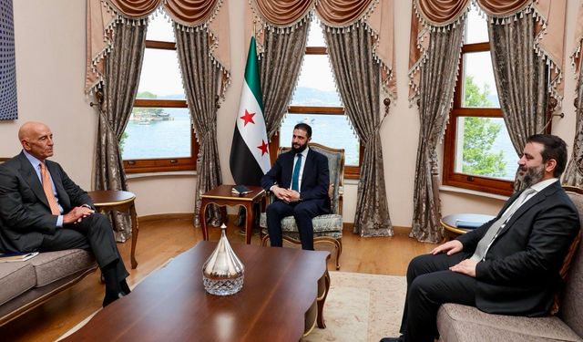 Şara ve ABD'nin Türkiye Büyükelçisi Barrack Buluştu