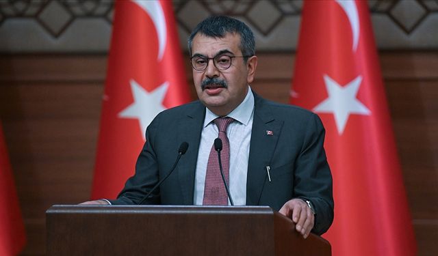 Bakan Tekin'den Anneler Günü mesajı