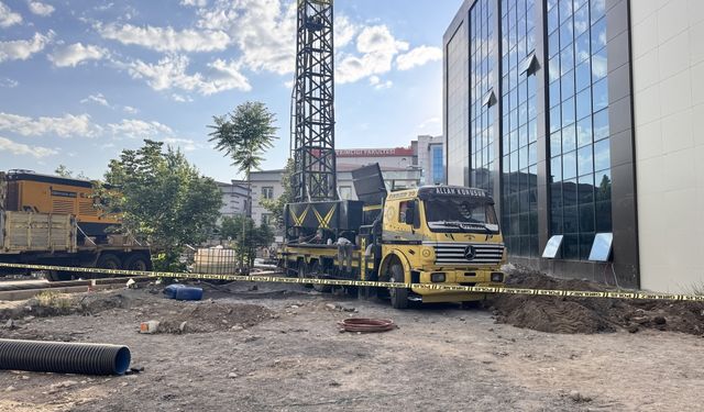 Sondaj kuyusuna düşen işçi hayatını kaybetti