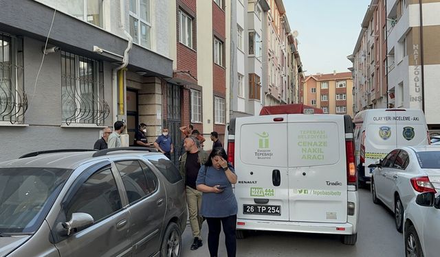Evinde cansız bedeni bulundu