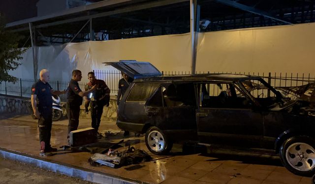 Otomobili Kundaklandı, Eski Kocasından Şikayetçi Oldu