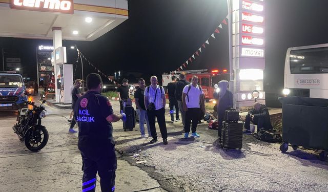 Pamukova'da feci otobüs kazası: yaralılar var