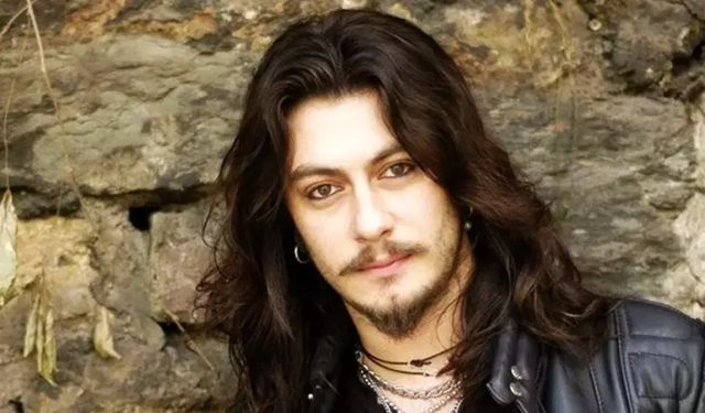 Türk Rock'ının Unutulmaz İsmi: Barış Akarsu