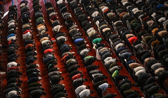 Bayram Namazı Saat Kaçta?