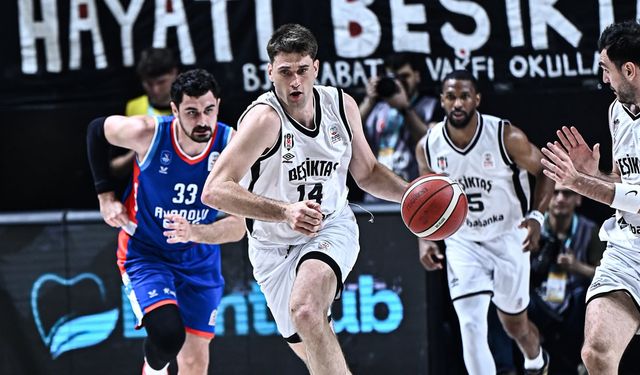 Beşiktaş Fibabanka'dan Güç Gösterisi: Anadolu Efes'i 97-70 Mağlup Etti!