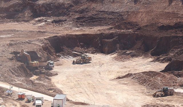 Taş Ocağında Feci Kaza: Kepçe Operatörü Hayatını Kaybetti