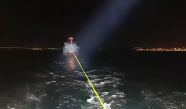 Portekiz Bayraklı Kargo Gemisi, Çanakkale Boğazı'nda Demirletildi