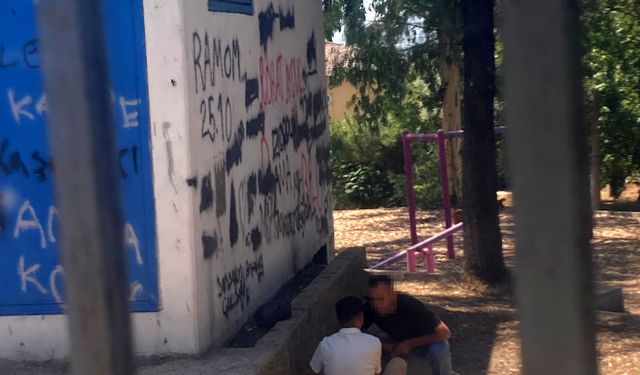 5 Bin Lira İçin Çocuk Parkında Adam Vurdu