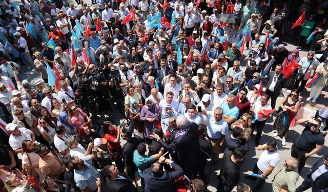 "Bize güvenenleri hiç yere baktırmadık"