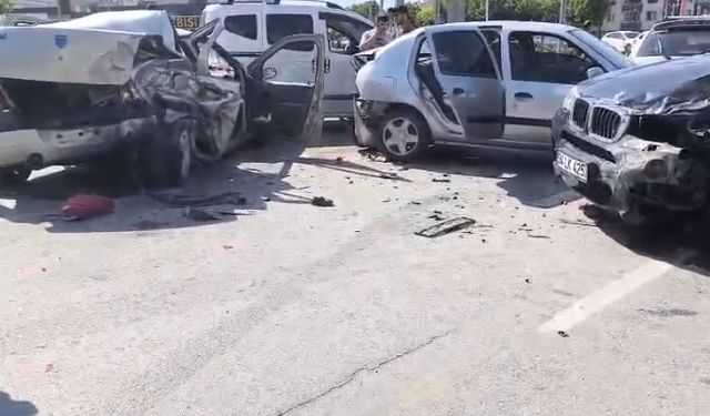Çorumda zincirleme kaza: 5 yaralı