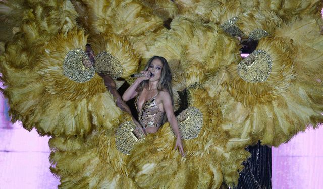 JLO'nun konser vereceği sahne görüntülendi