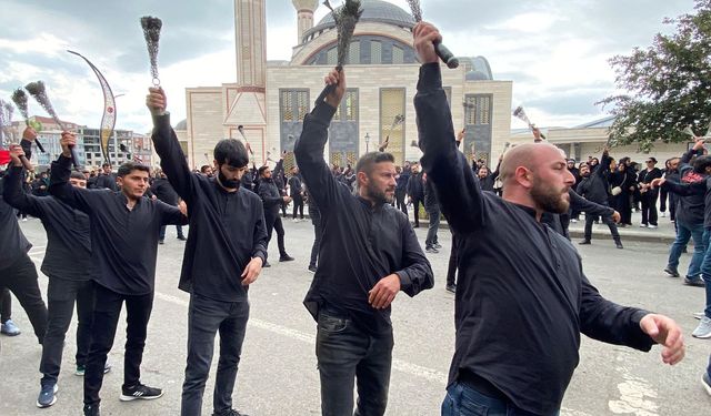 Kerbela şehitlerini andılar