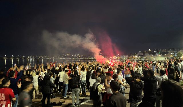 Samsunspor’un 60. Yılı Meşalelerle Kutlanıyor