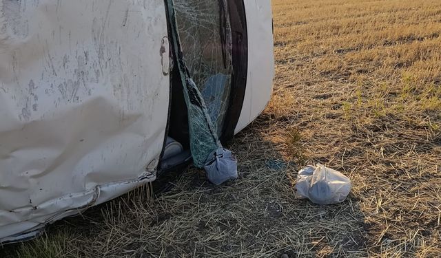 Silvan'da minibüs şarampole yuvarlandı