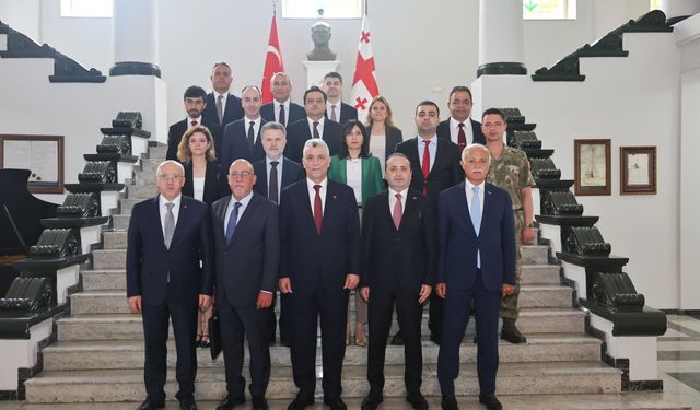 Türkiye'nin Tiflis Büyükelçiliği'ne ziyaret