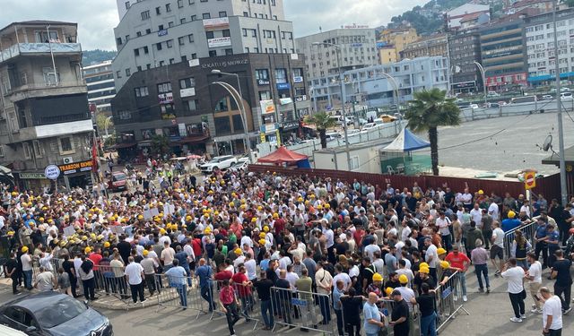 Zonguldak’ta Madenci İşçilerden Ücret Protestosu