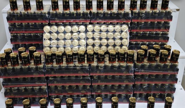 Kırşehir'de Kaçak Ürün Yuvası Depo