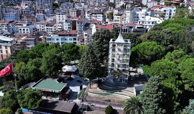 Tarihi saat kulesinde restorasyon çalışması