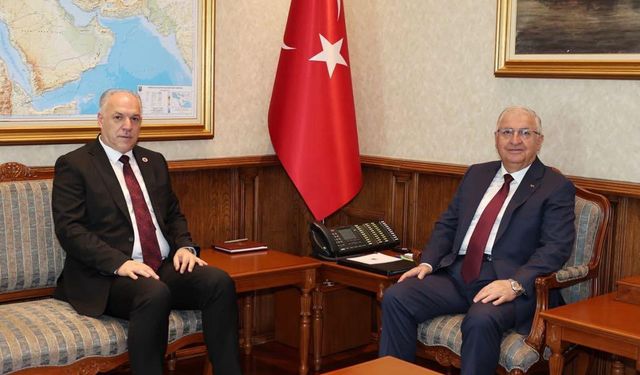 Bakan Güler ve Fikrim Damla bir araya geldi