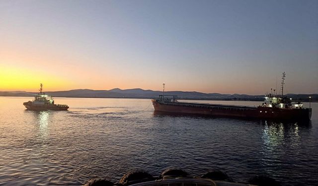 Çanakkale Boğazı'nda Gemi Arızalandı