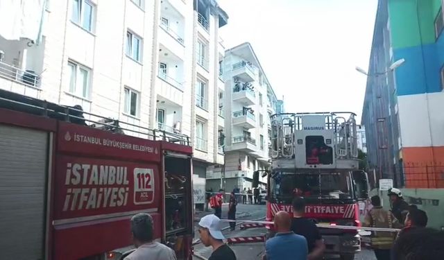 Esenyurt’ta 4 Katlı Binada Yangın