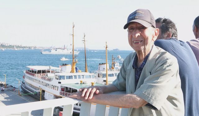 İstanbul’da Mavi Vatan Geçişi coşkusu: Vatandaşlardan yoğun ilgi