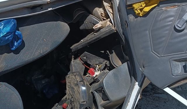 Kız İstemeye Giden Otomobil Devrildi