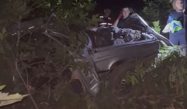 Kozan'da otomobil uçurumdan yuvarlandı