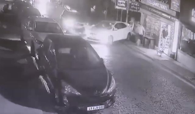 Muğla'da ehliyetsiz sürücü kaza yaptı