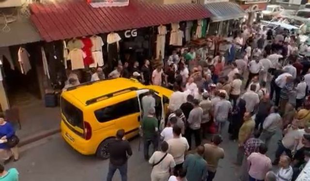 Sokak Ortasında 2 Şarjör Mermiyi Ateşledi