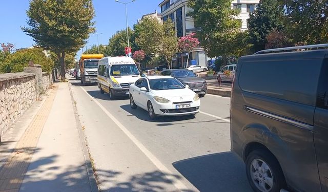 Trafik sebebiyle sınava geç kaldılar
