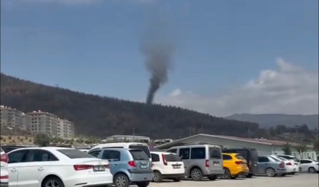 Yanan ormanlarda hortum meydana geldi