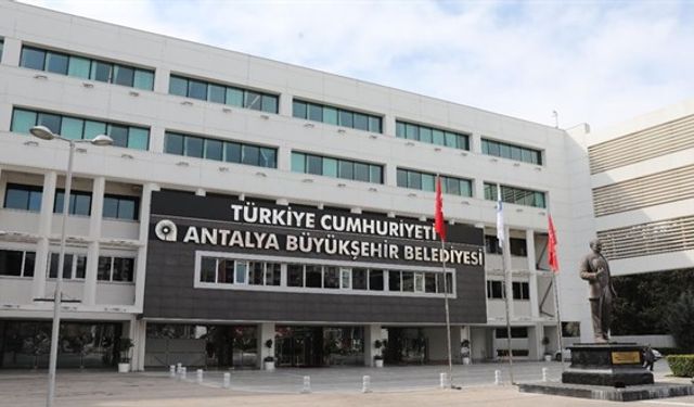 Antalya’da rüşvet soruşturmasında 15 şüpheli Adliyede!