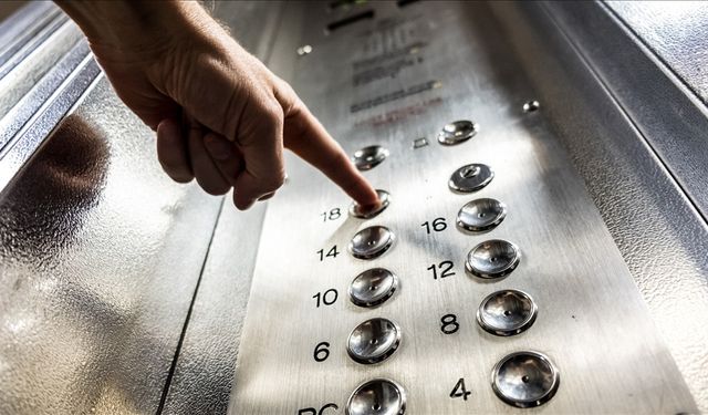 Batman'da düşen engelli asansörü can aldı!