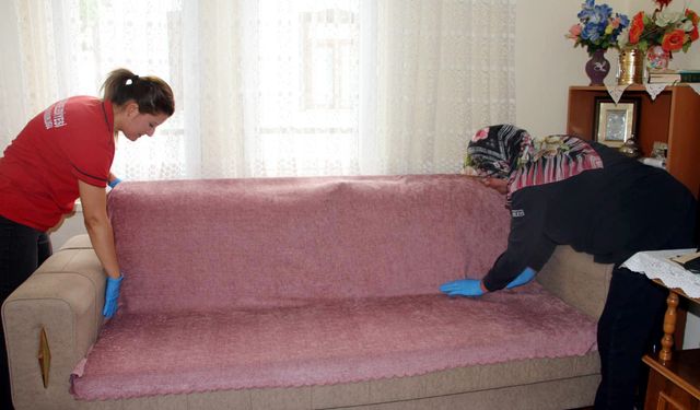 Beypazarı'nda Yaşlı ve Bakıma Muhtaç Kişilere Yardım