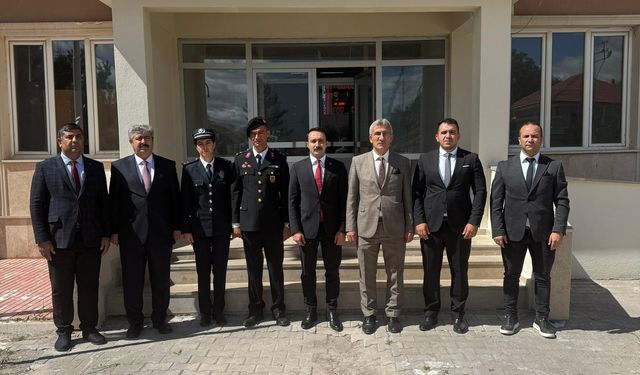 Gemerek'te onarılan spor salonu hizmete açıldı