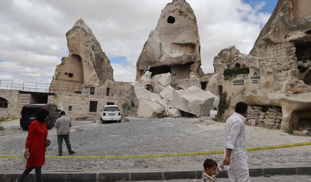 Nevşehir Göreme’de Peribacası Çöktü, Can Kaybı Yaşanmadı