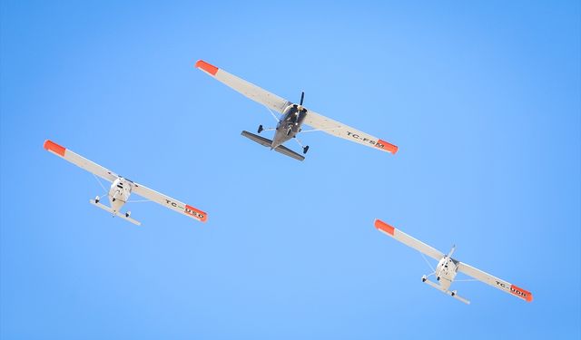 Sivrihisar’da 10. Hava Gösterileri Başladı: Gökyüzü Adeta Şölene Döndü