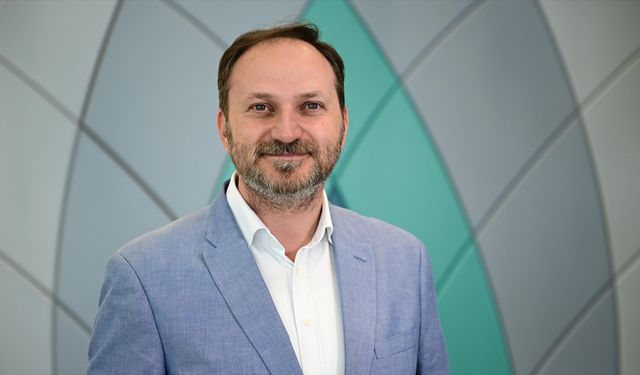 Yeşilay 'bağımlılıkla mücadelede' dünyaya rol model